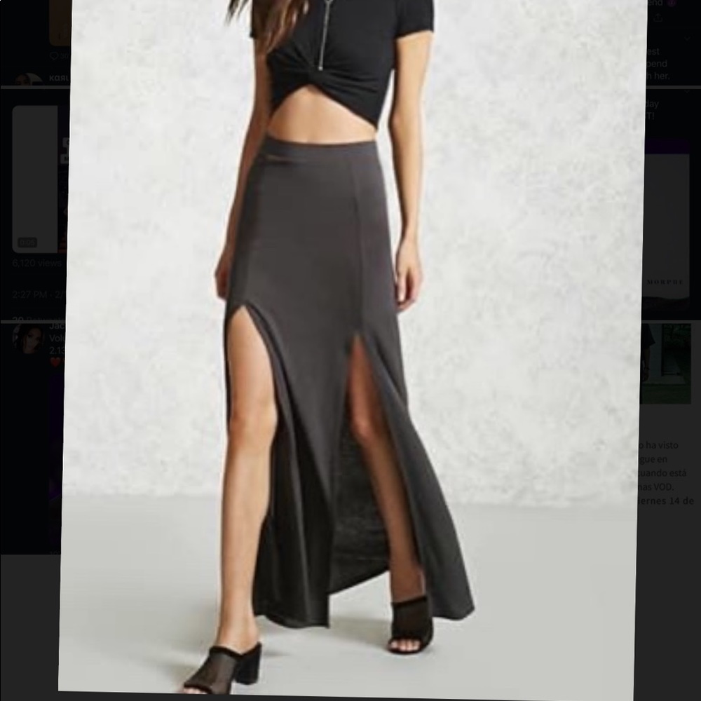 Grey maxi skirt with double slits!